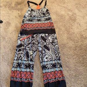 EUC awesome 2-pc pj’s